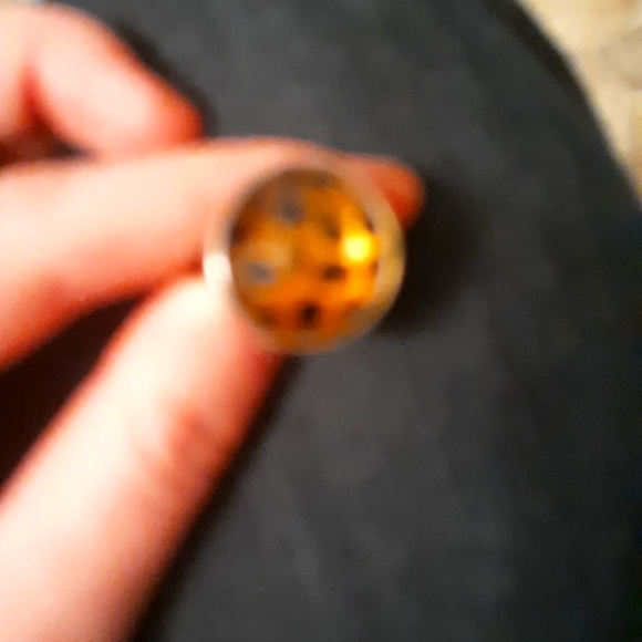 Ring - Picture 2 of 4